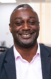 Leon Smith