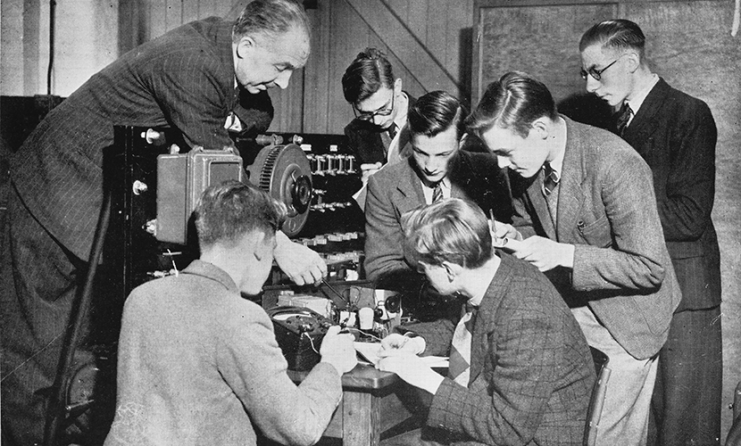Radio course for civilians, 1941 civilian radio course south west essex technical college 1941